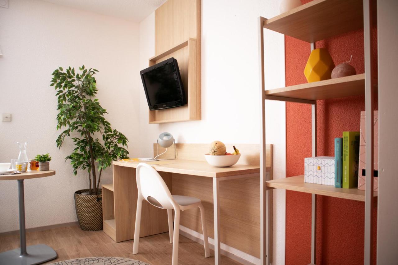 Sweetly Isatis Aparthotel *
